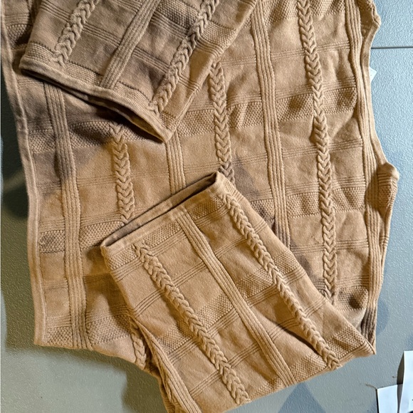 MarlaWynne Tan Cable Knit Sweater - Picture 5 of 5